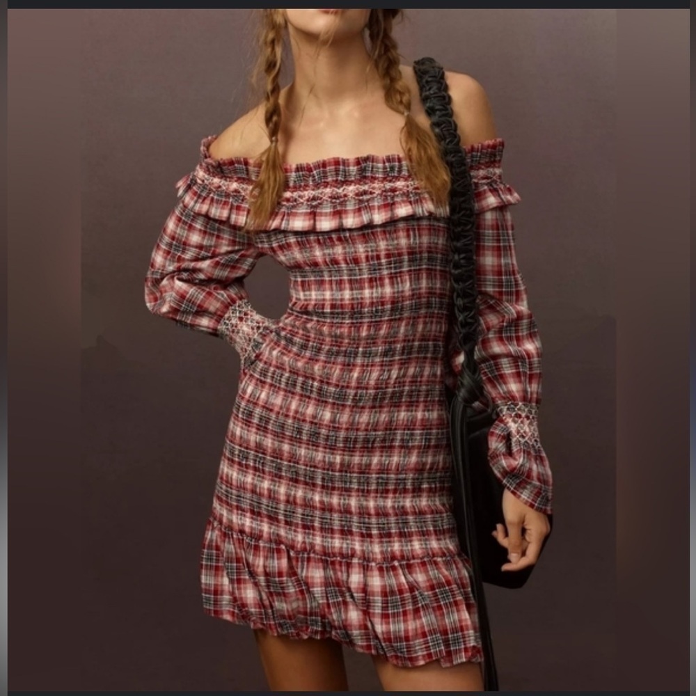 Pilcro Plaid Off-Shoulder smocked plaid Dress in Red and White size S